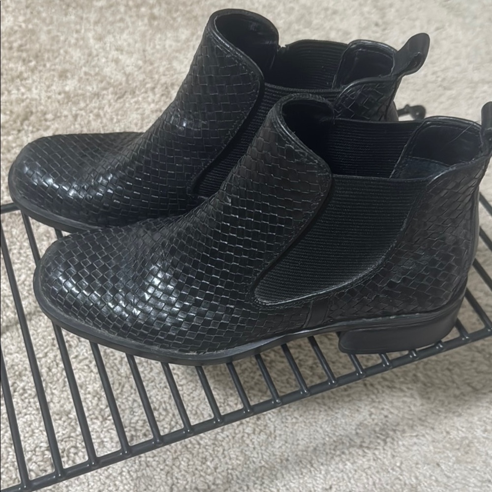 Valerie Stevens Black Woven Ankle Boots